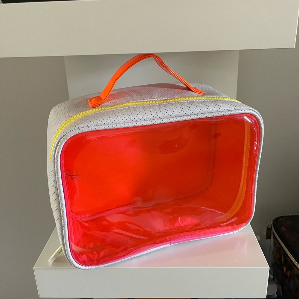 Drunk Elephant Dopp Kit